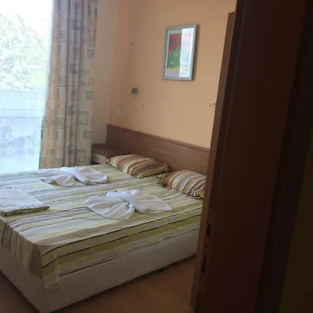 с две спални в комплекс лъки 2 влас