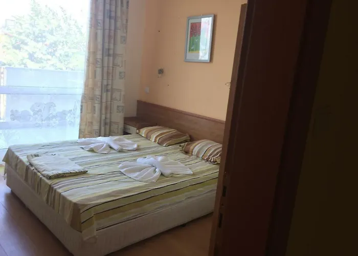 с две спални в комплекс лъки 2 влас