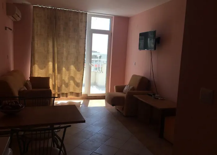 Apartamento с две спални в комплекс лъки 2 влас Sveti Vlas